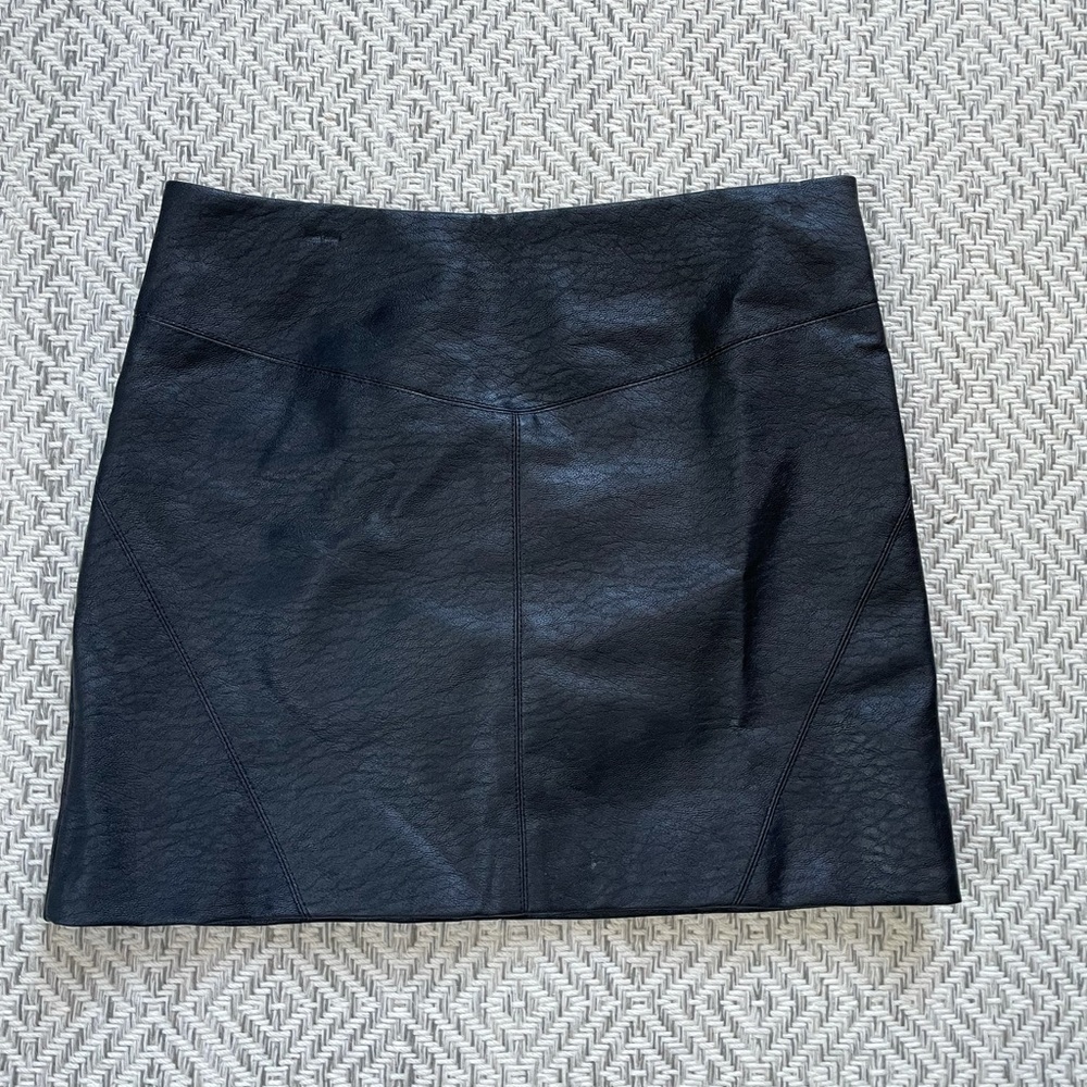 DIVIDED by H&M Vegan Black Leather Skirt. Size 4